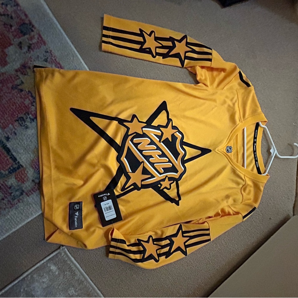 Drew Justin Bieber NHL Gold and Black Star Emblem Hockey Jersey - Picture 2 of 4